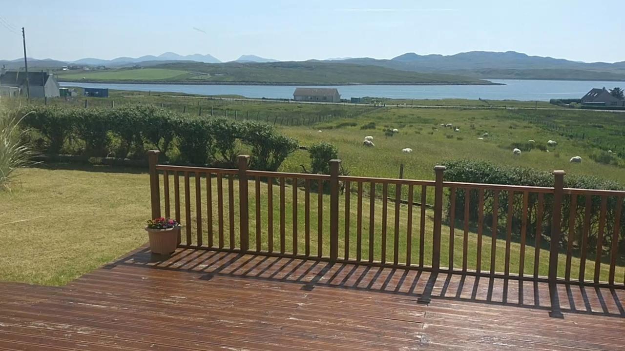 Loch Roag Guest House Breasclete Экстерьер фото